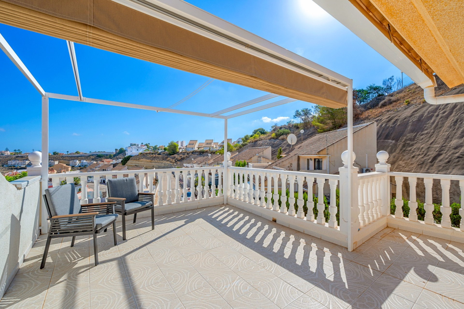 Herverkoop - 4. Halfvrijstaande villa - Ciudad Quesada - Costa Blanca Zuid