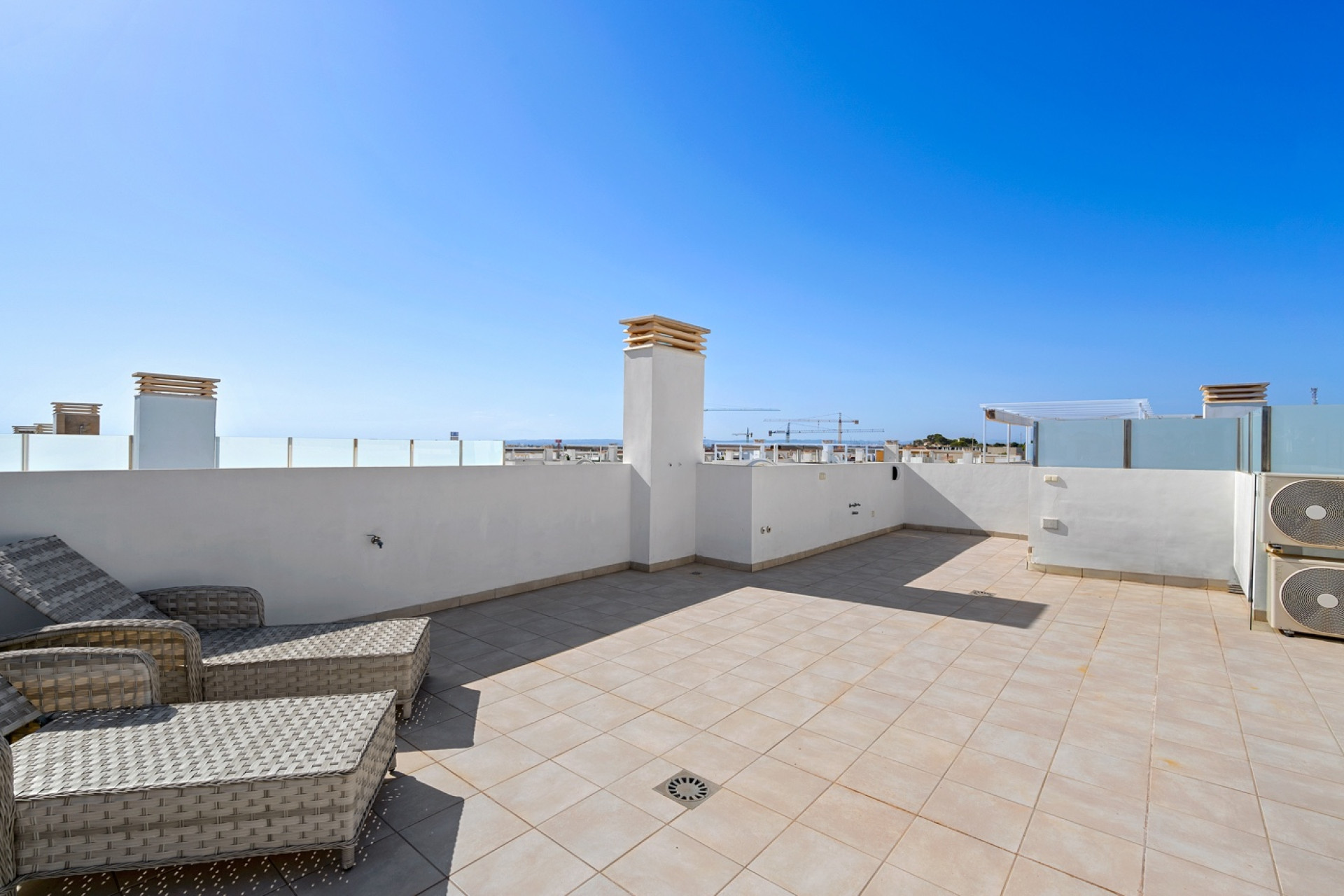 Herverkoop - 4. Halfvrijstaande villa - Ciudad Quesada - Costa Blanca Zuid