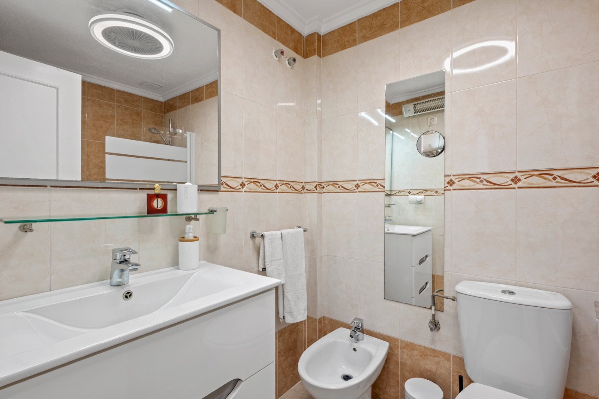 Herverkoop - 4. Halfvrijstaande villa - Ciudad Quesada - Costa Blanca Zuid