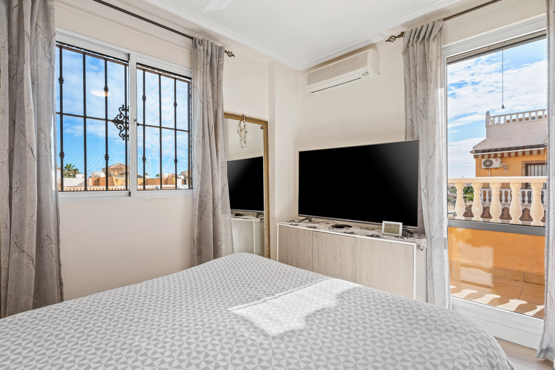 Herverkoop - 4. Halfvrijstaande villa - Ciudad Quesada - Costa Blanca Zuid