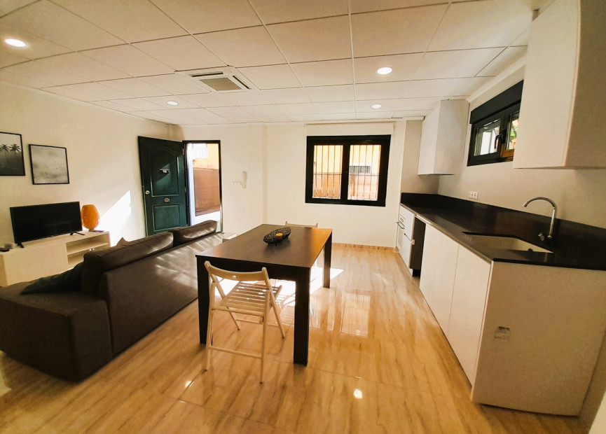 Herverkoop - 4. Halfvrijstaande villa - Ciudad Quesada - Costa Blanca Zuid