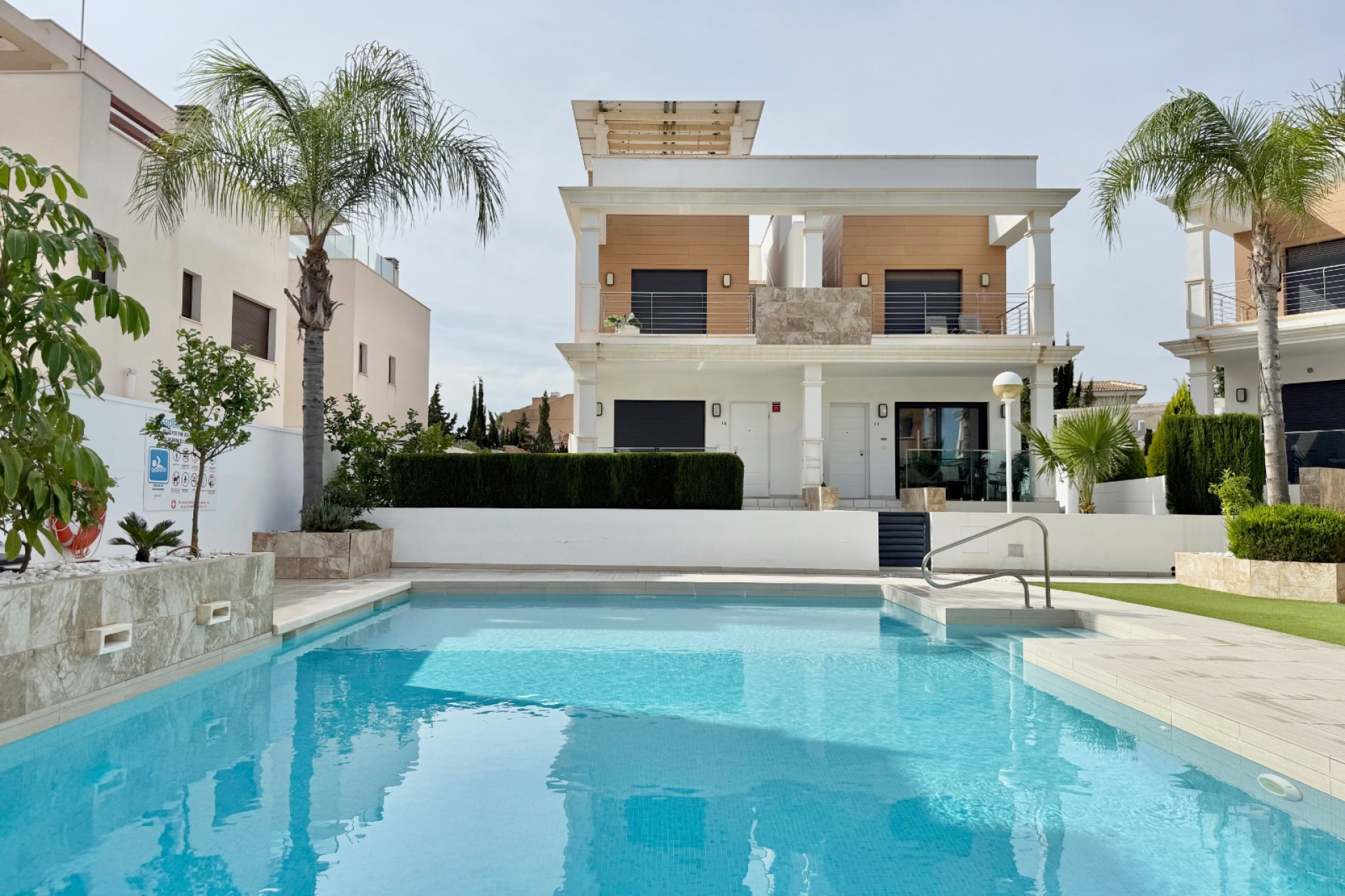 Herverkoop - 4. Halfvrijstaande villa - Ciudad Quesada - La Laguna