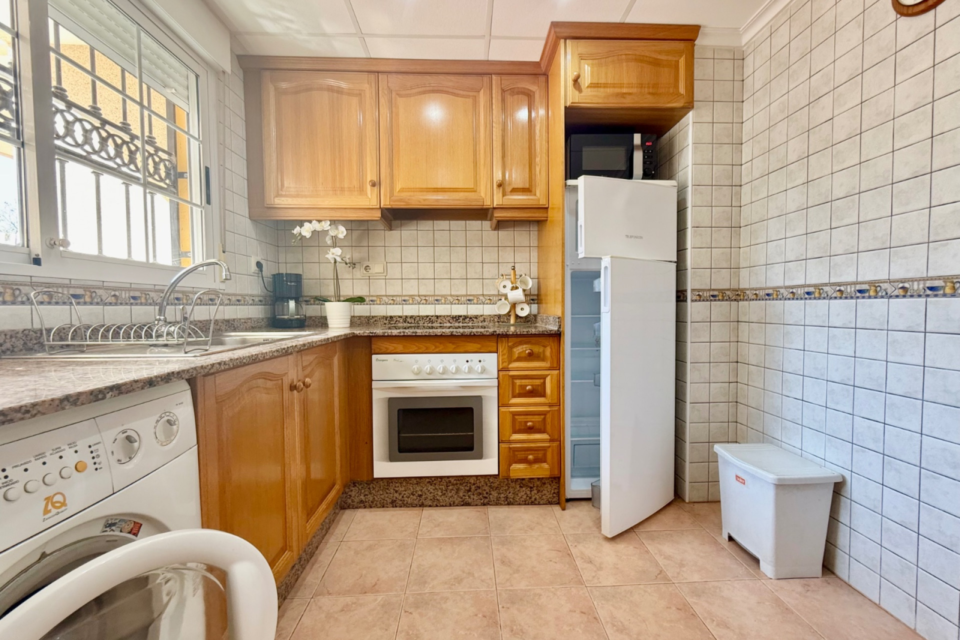 Herverkoop - 4. Halfvrijstaande villa - Guardamar del Segura - Costa Blanca Zuid