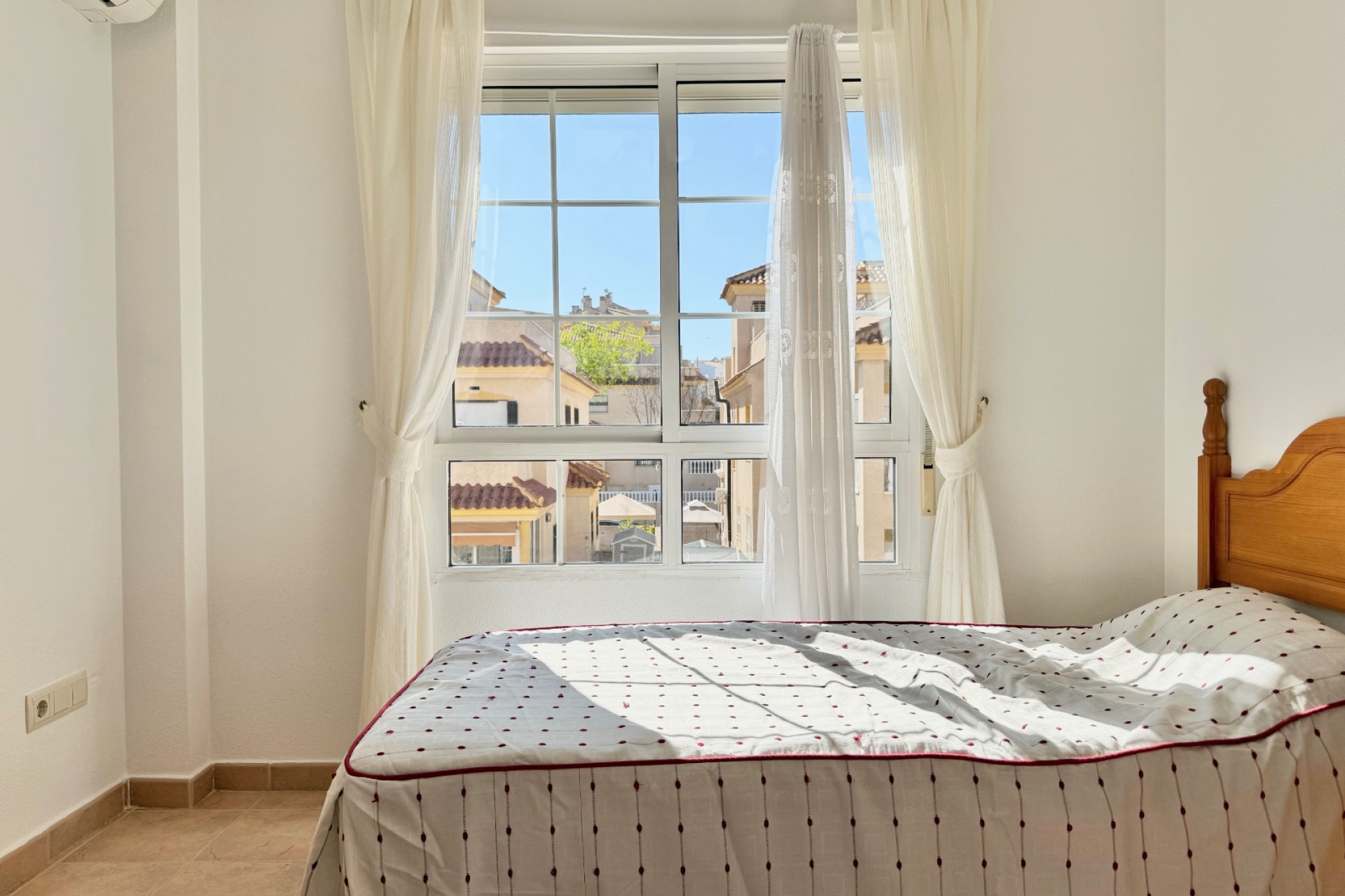 Herverkoop - 4. Halfvrijstaande villa - Guardamar del Segura - Costa Blanca Zuid