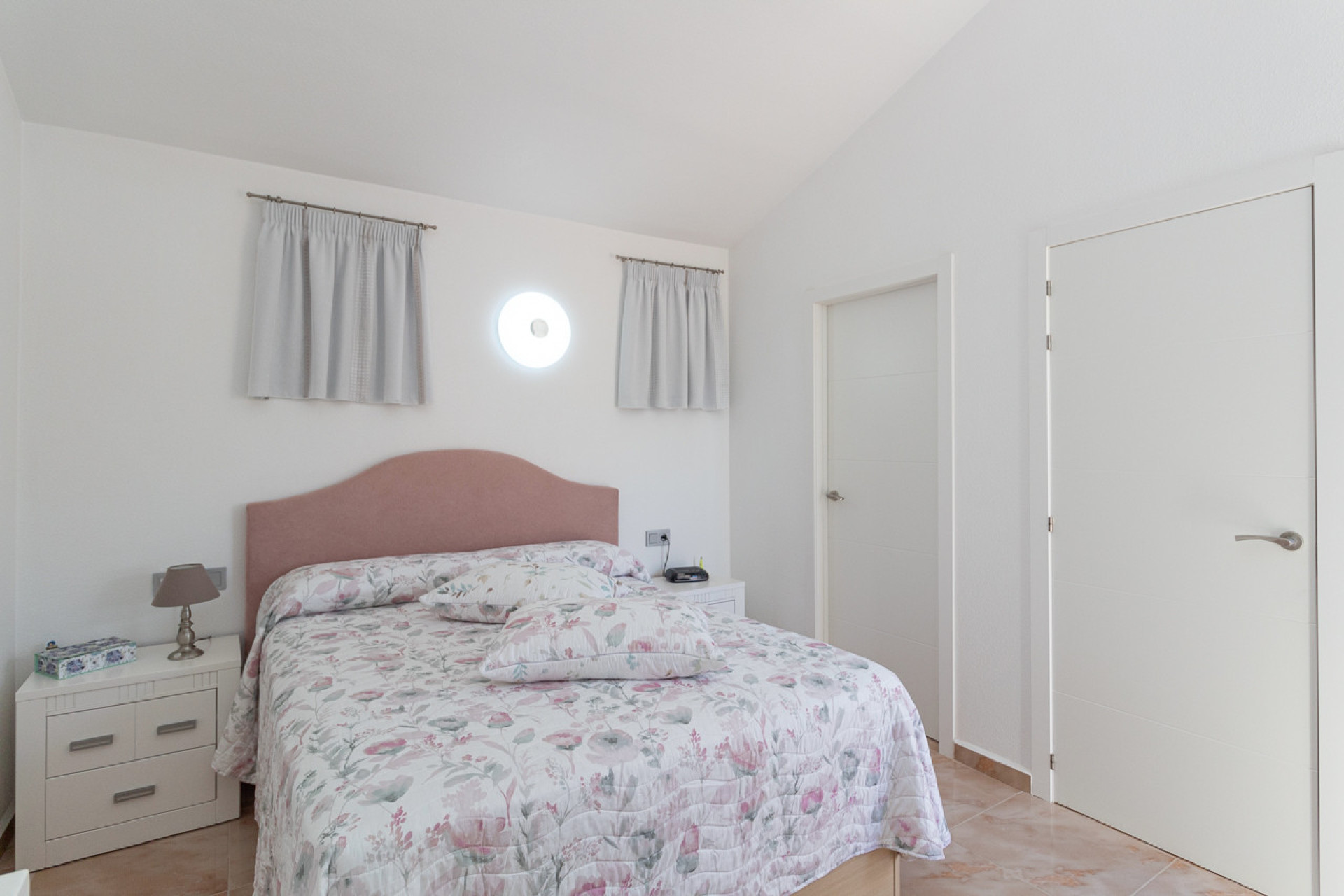 Herverkoop - 4. Halfvrijstaande villa - La Zenia - Costa Blanca Zuid