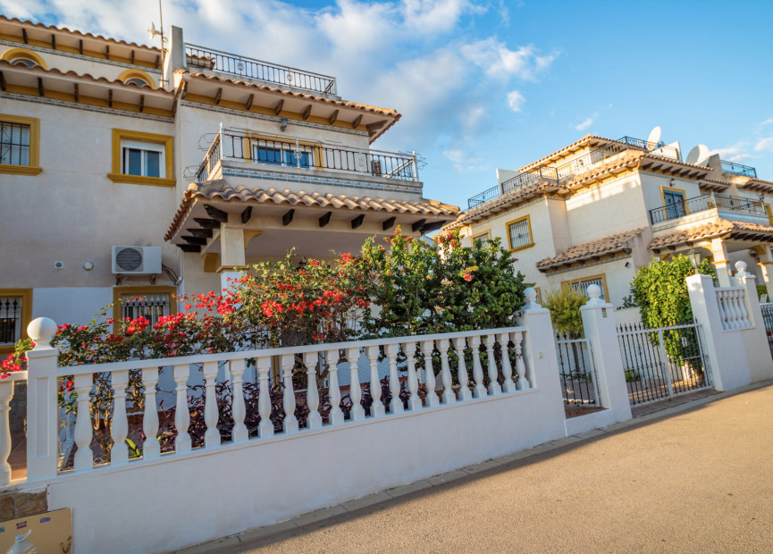 Herverkoop - 4. Halfvrijstaande villa - La Zenia - Costa Blanca Zuid