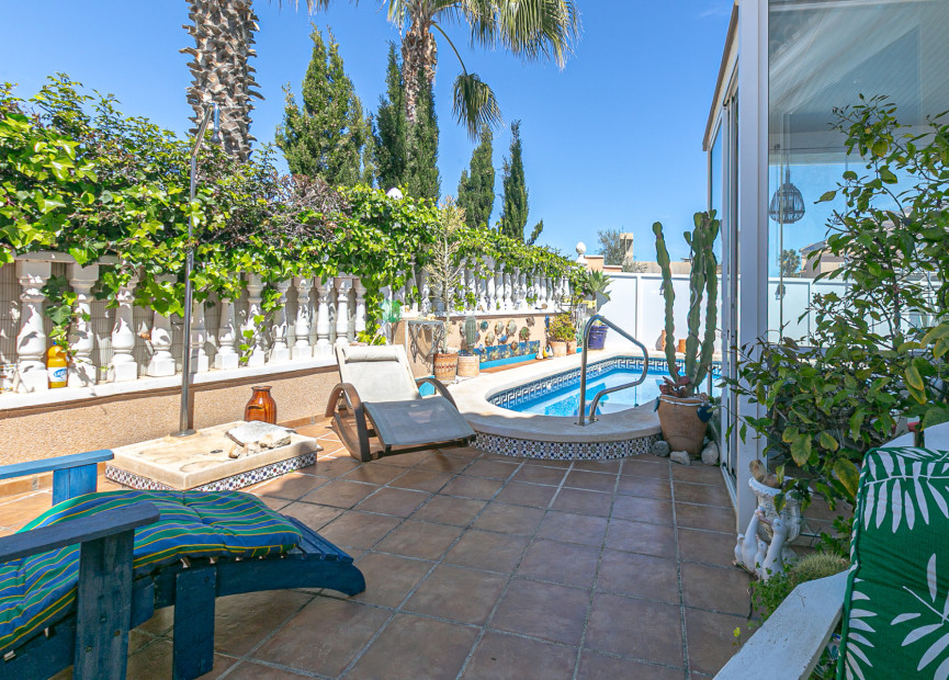 Herverkoop - 4. Halfvrijstaande villa - La Zenia - Costa Blanca Zuid