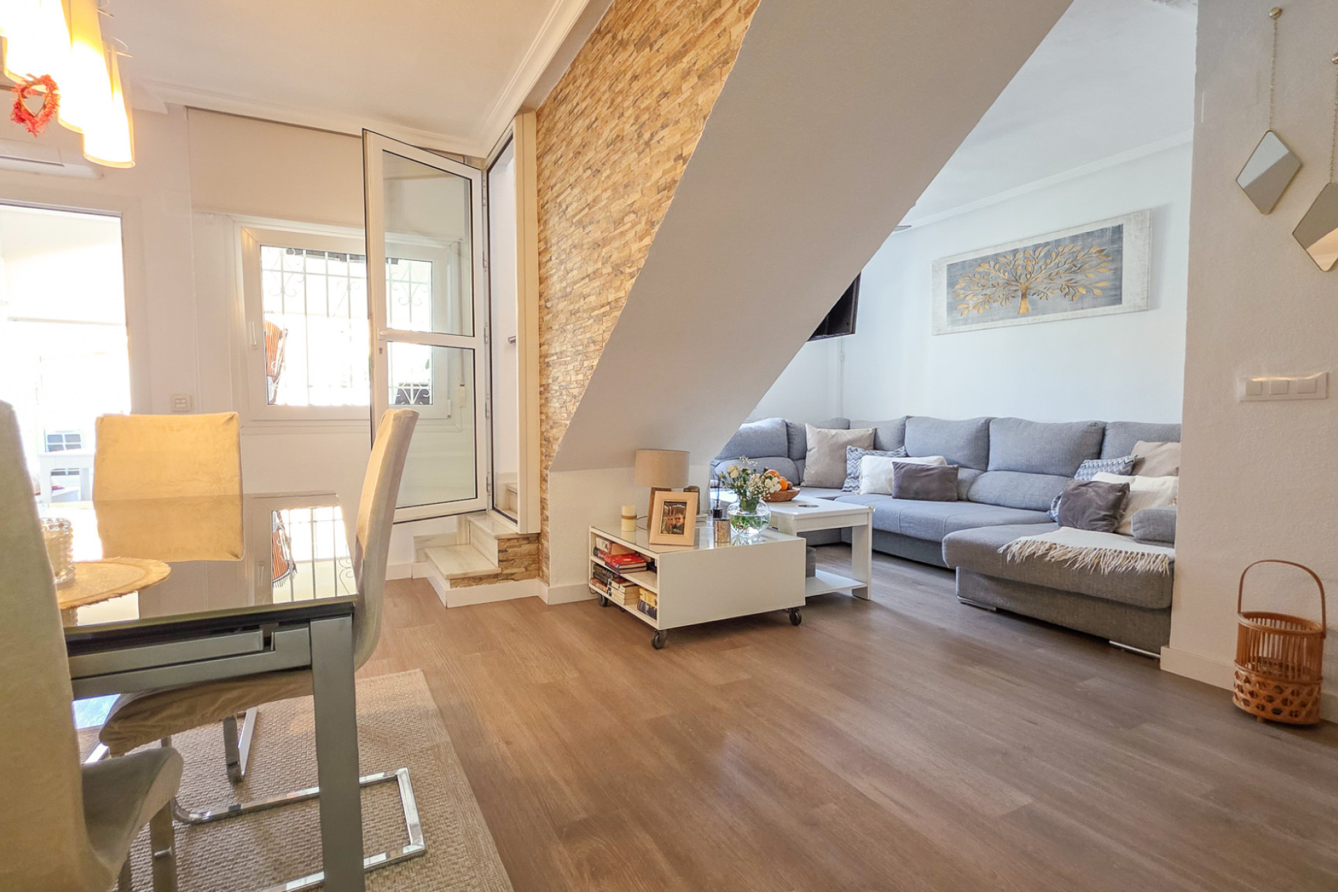 Herverkoop - 4. Halfvrijstaande villa - Los Balcones - Costa Blanca Zuid