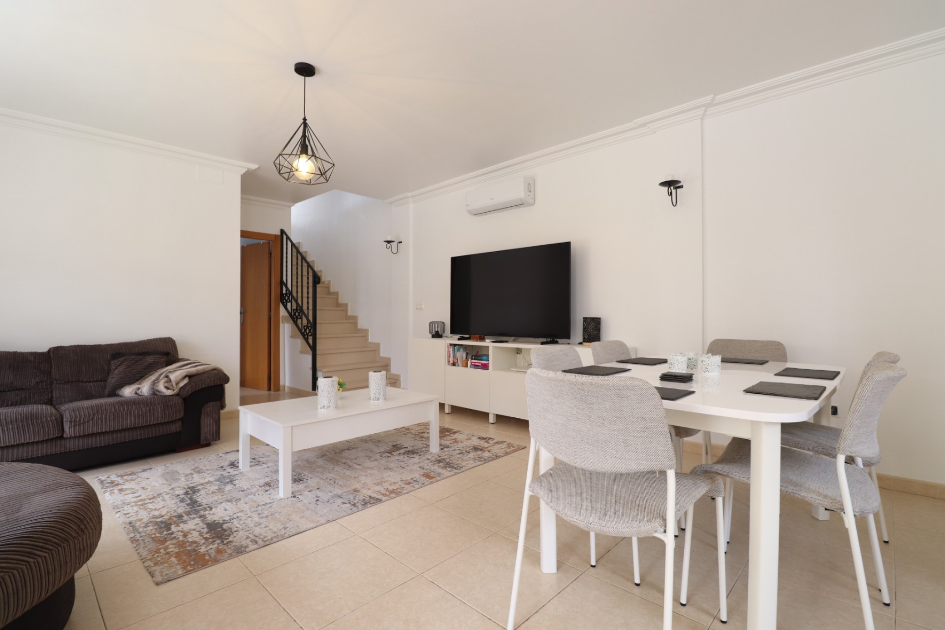 Herverkoop - 4. Halfvrijstaande villa - Los Montesinos - Costa Blanca Zuid