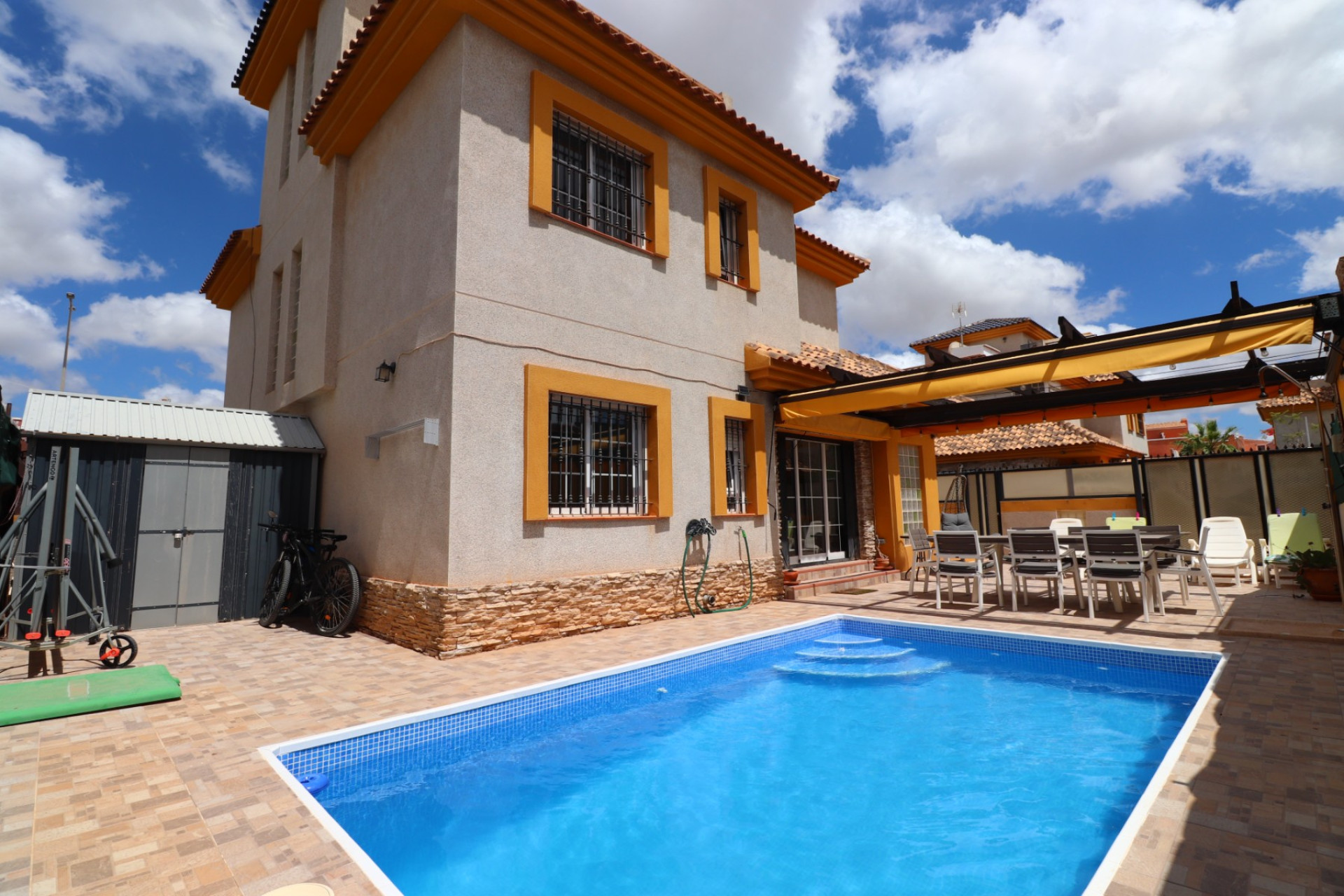Herverkoop - 4. Halfvrijstaande villa - Los Montesinos - Costa Blanca Zuid