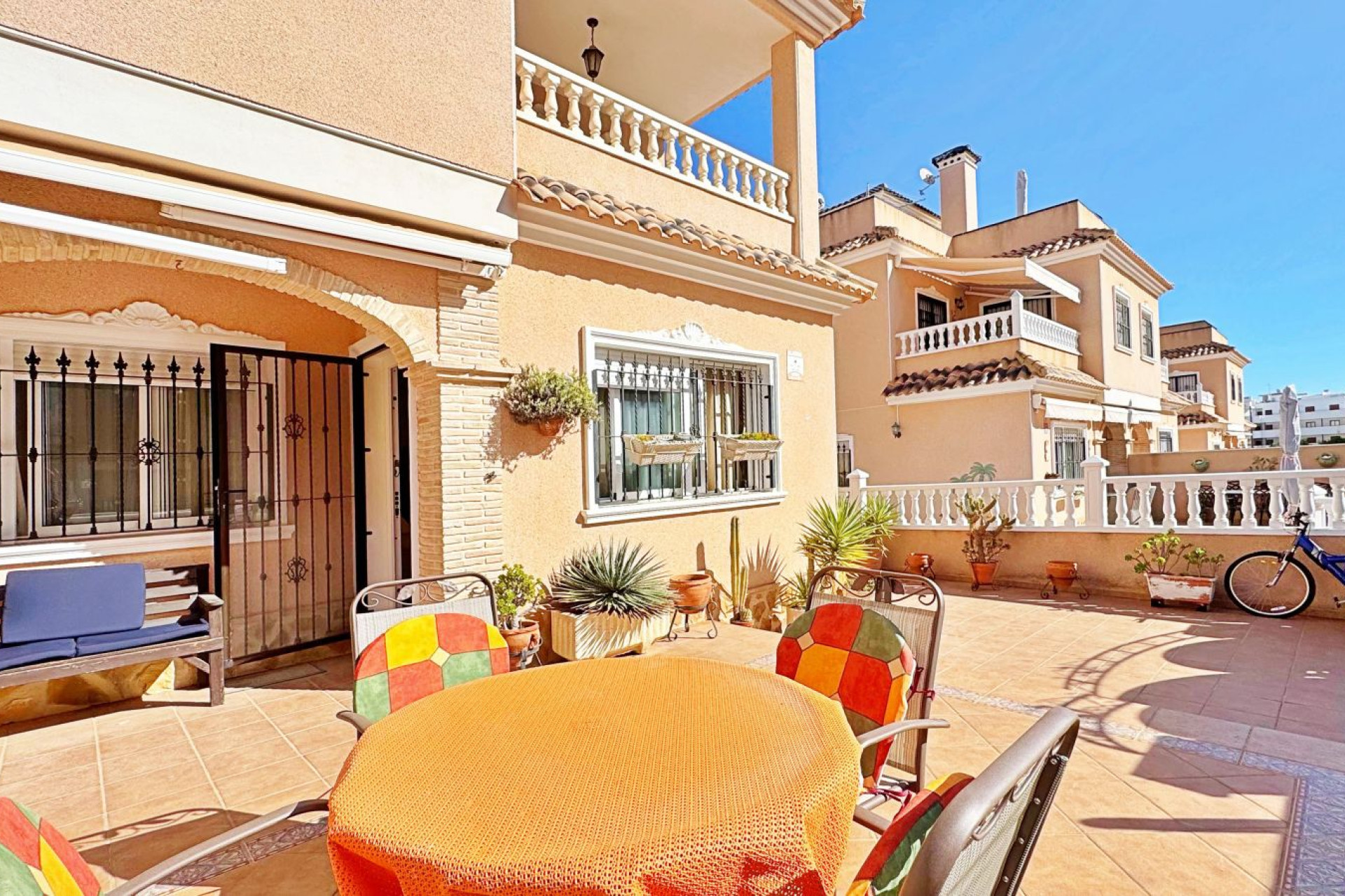 Herverkoop - 4. Halfvrijstaande villa - Orihuela Costa - Costa Blanca Zuid