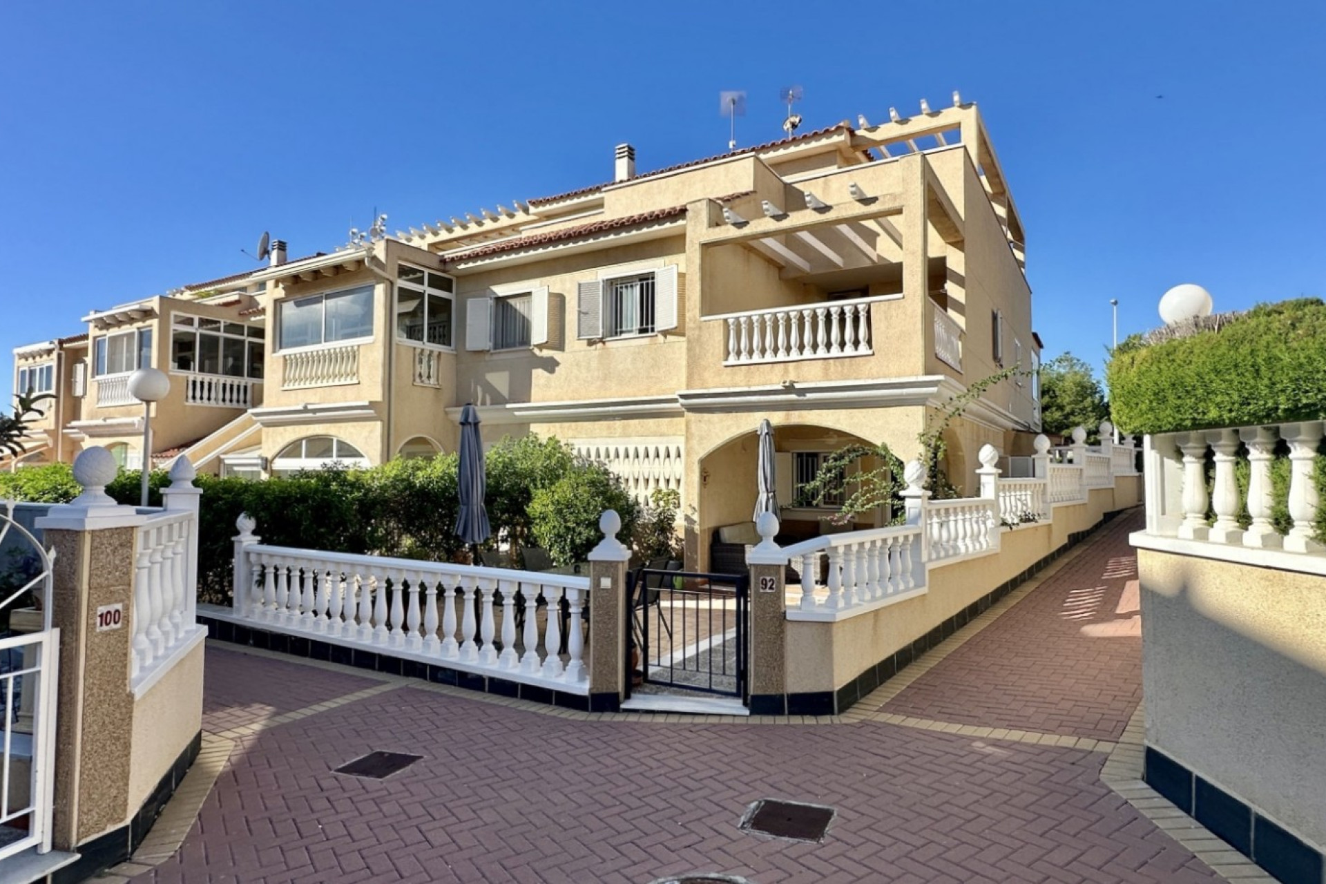 Herverkoop - 4. Halfvrijstaande villa - Orihuela Costa - Costa Blanca Zuid