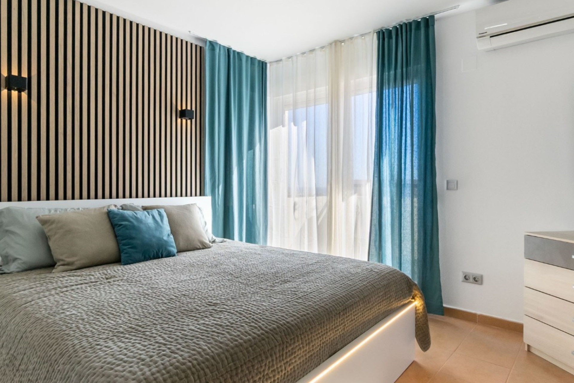 Herverkoop - 4. Halfvrijstaande villa - Orihuela Costa - Costa Blanca Zuid