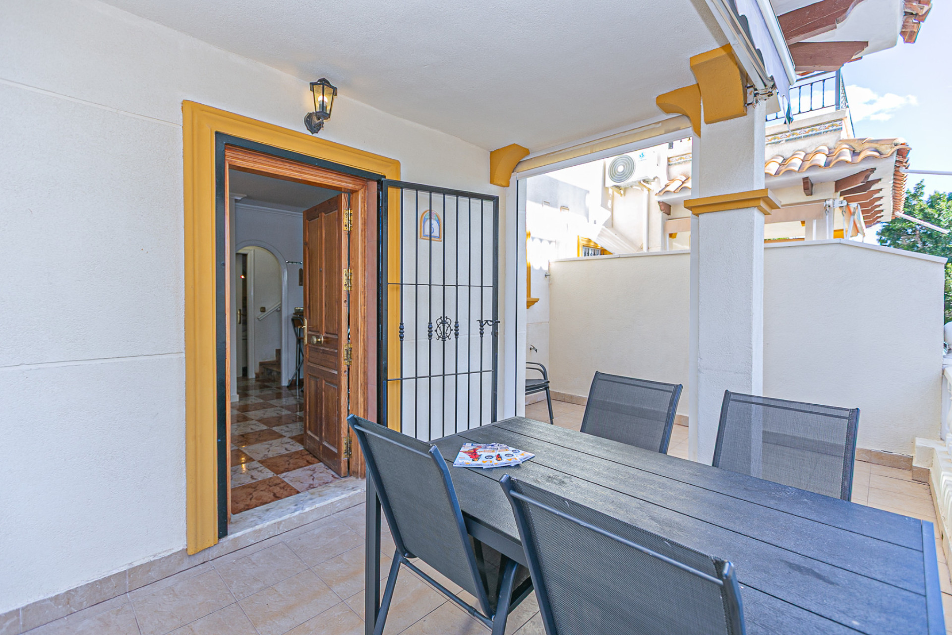 Herverkoop - 4. Halfvrijstaande villa - Playa Flamenca - Costa Blanca Zuid