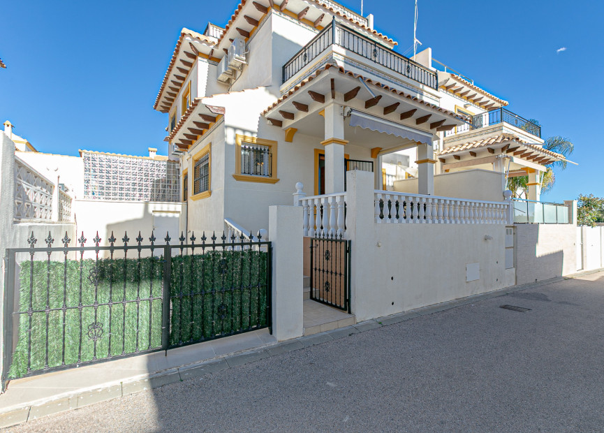 Herverkoop - 4. Halfvrijstaande villa - Playa Flamenca - Costa Blanca Zuid