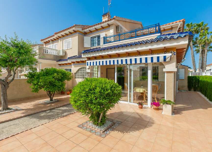 Herverkoop - 4. Halfvrijstaande villa - Playa Flamenca - Costa Blanca Zuid