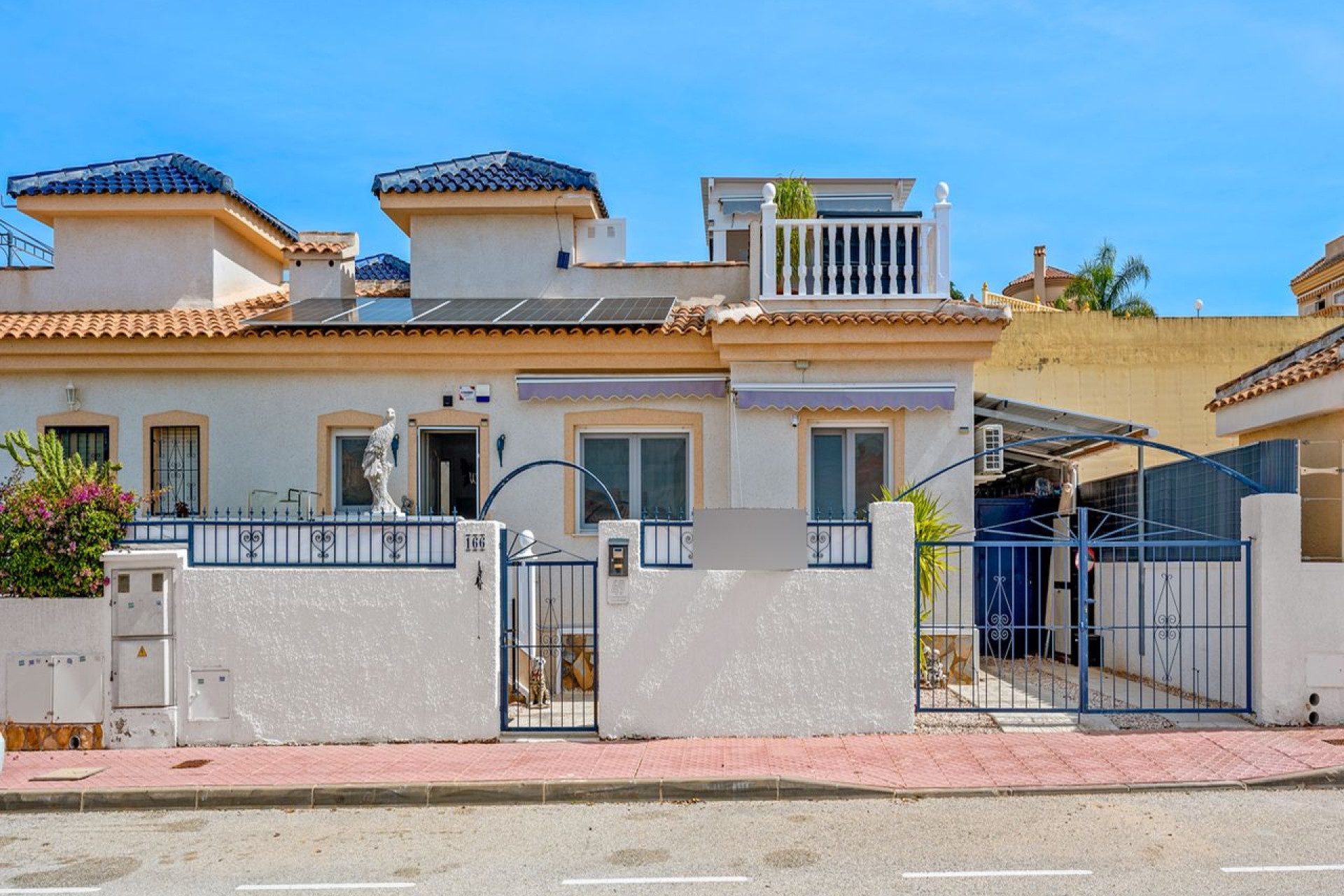 Herverkoop - 4. Halfvrijstaande villa - Rojales - Costa Blanca Zuid
