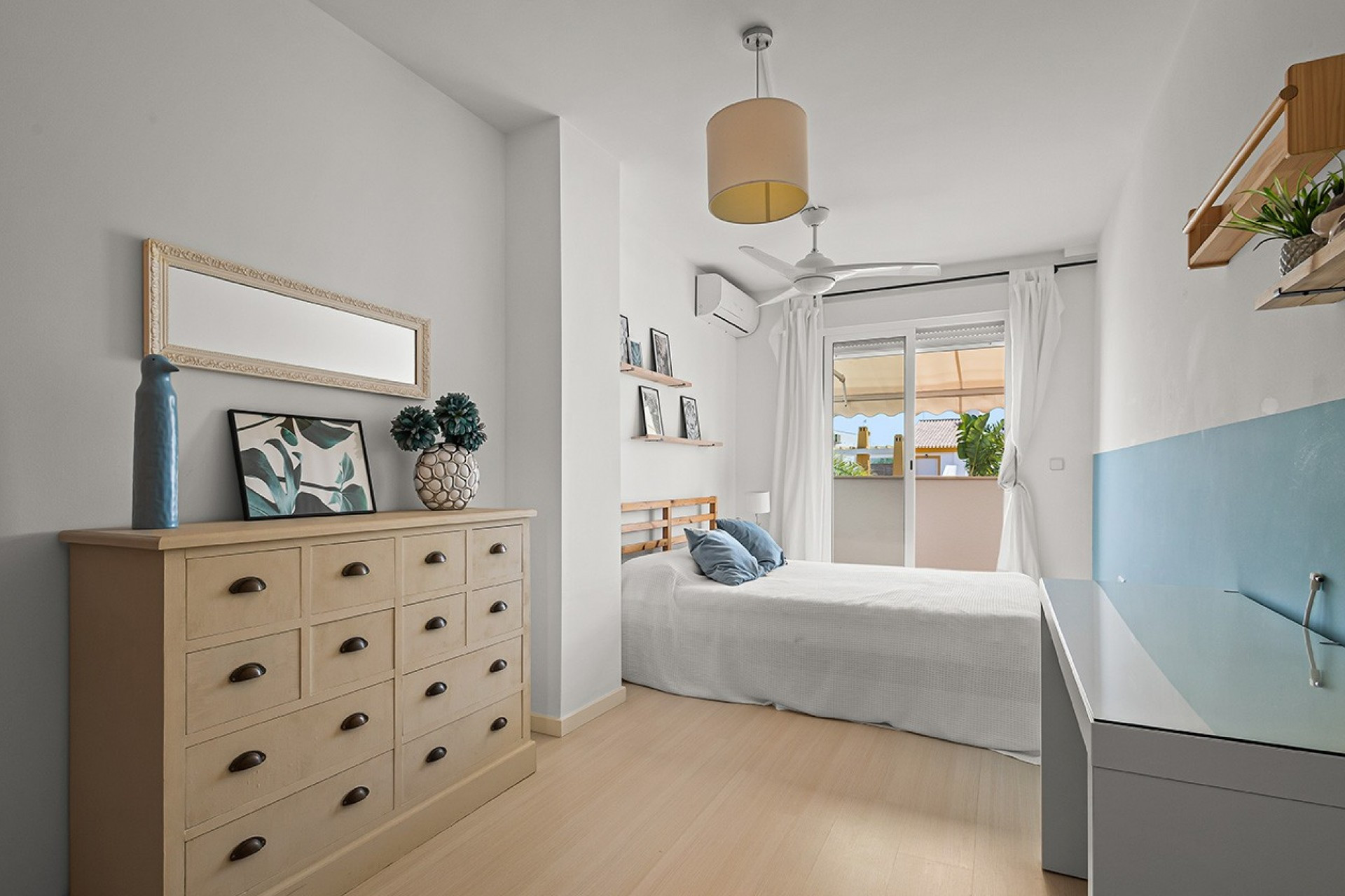 Herverkoop - 4. Halfvrijstaande villa - Torre de la Horadada - Costa Blanca Zuid