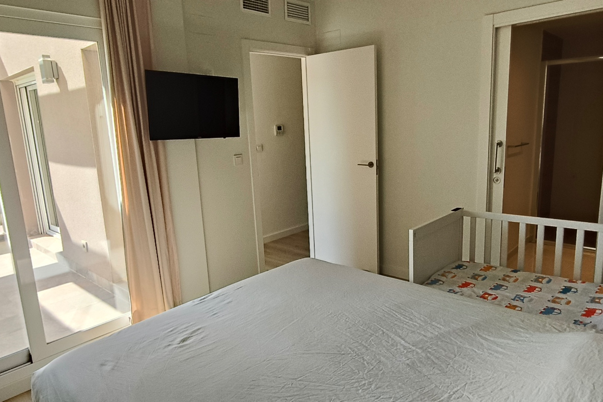 Herverkoop - 4. Halfvrijstaande villa - Torrevieja - Costa Blanca Zuid