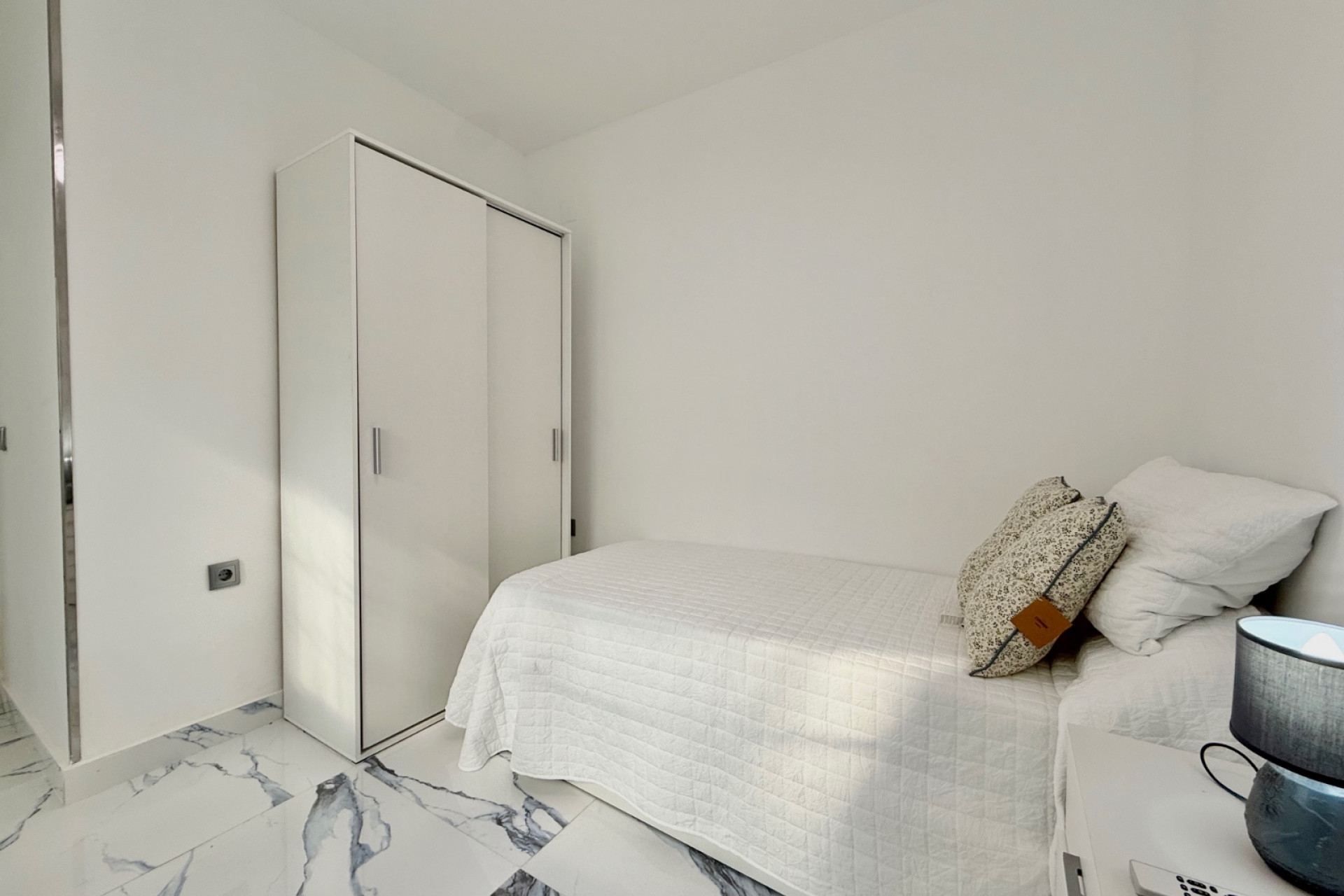 Herverkoop - 4. Halfvrijstaande villa - Torrevieja - Costa Blanca Zuid