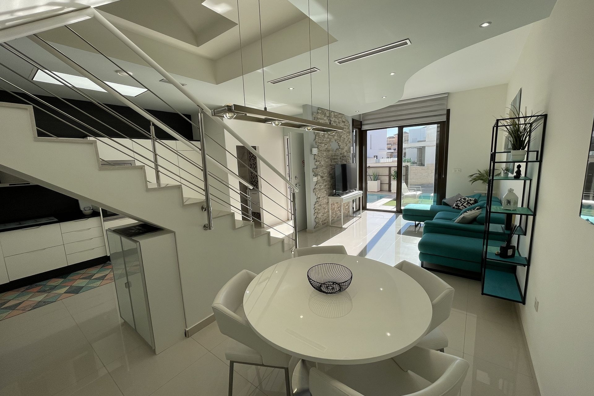 Herverkoop - 4. Halfvrijstaande villa - Villamartin - Costa Blanca Zuid