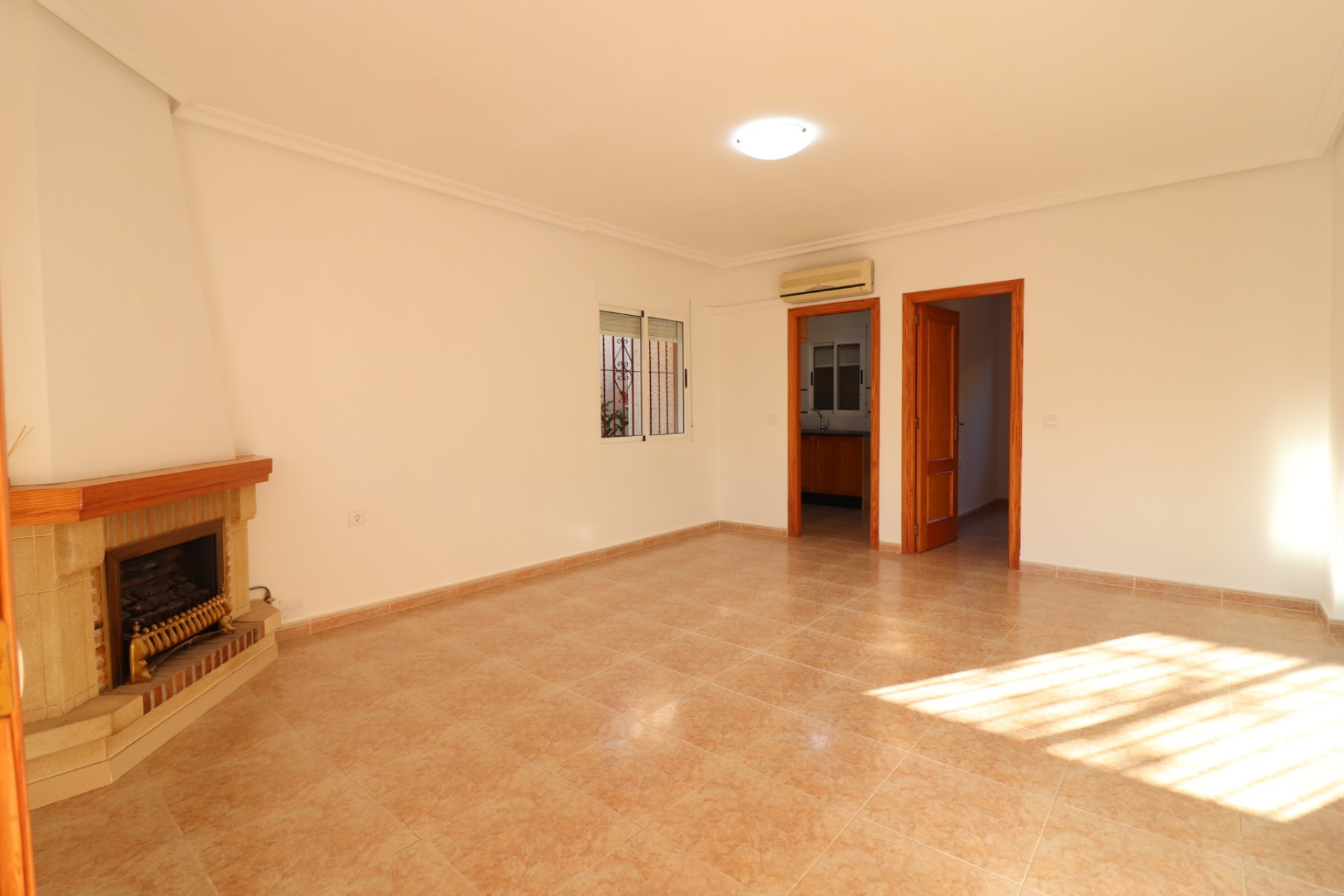 Herverkoop - 4. House - Detached Villa - Algorfa - Rojales