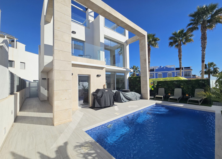 Herverkoop - 4. House - Detached Villa - Cabo Roig - Orihuela Costa