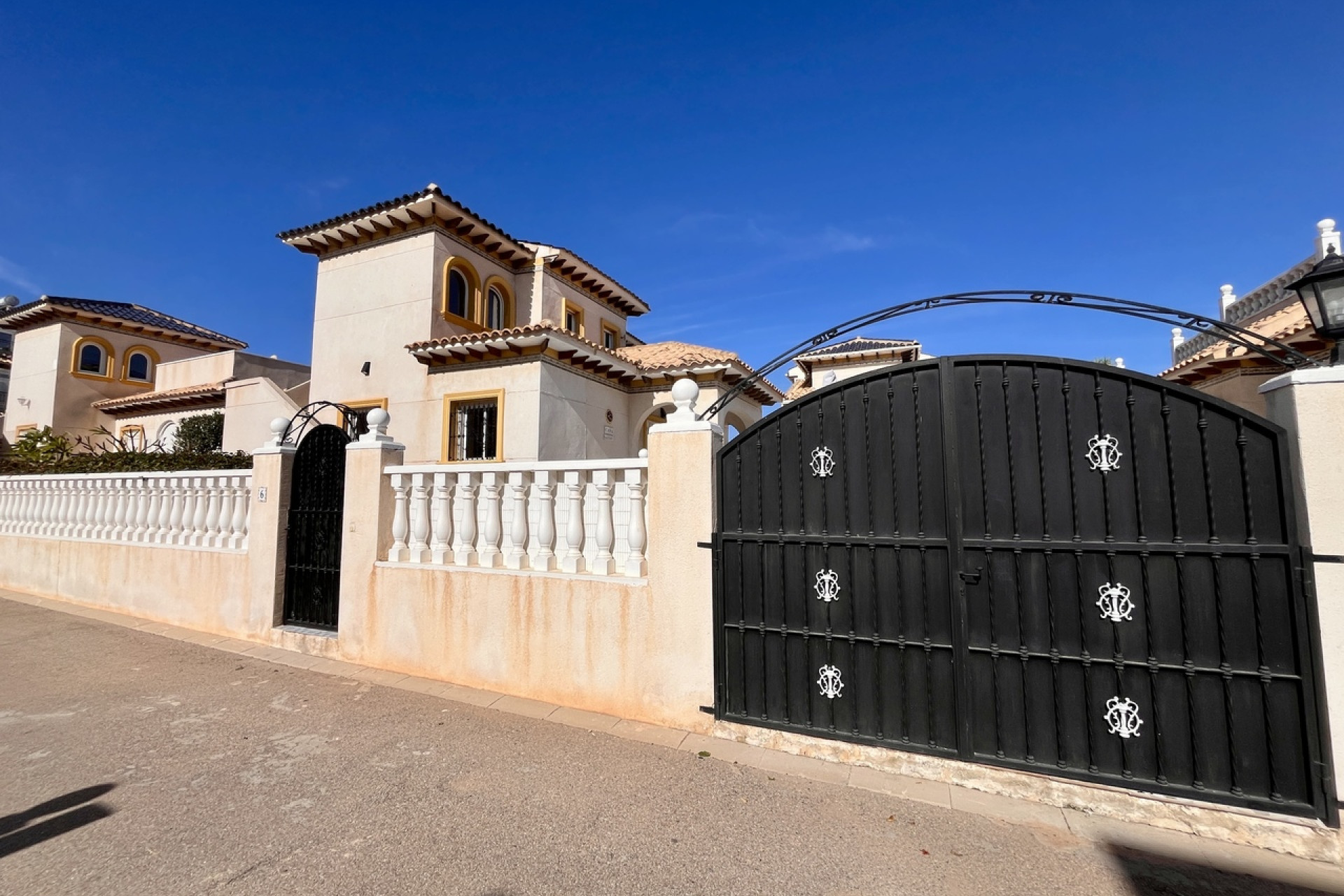 Herverkoop - 4. House - Detached Villa - Cabo Roig - Orihuela Costa