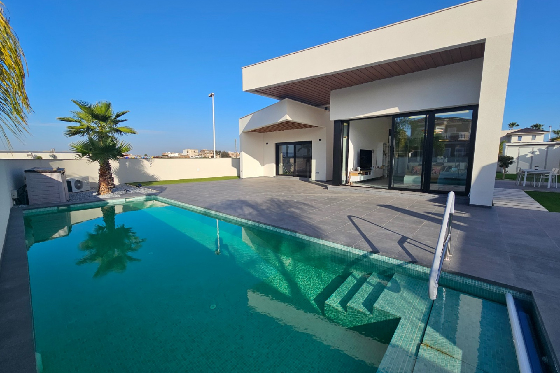 Herverkoop - 4. House - Detached Villa - Formentera del Segura - Rojales