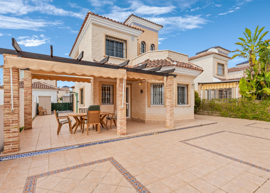 Herverkoop - 4. House - Detached Villa - Guardamar del Segura - Guardamar