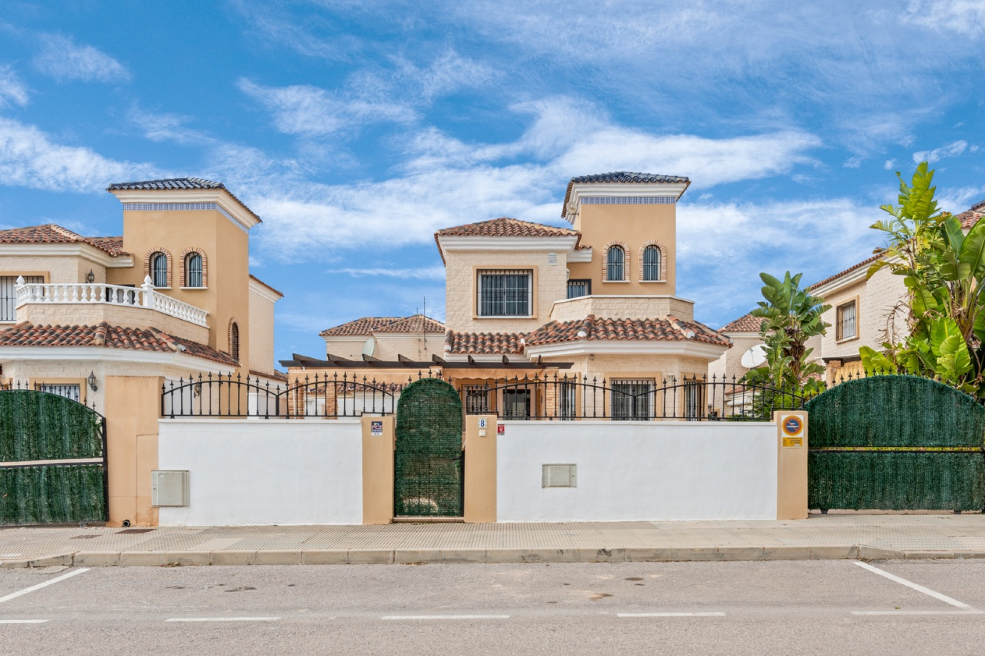 Herverkoop - 4. House - Detached Villa - Guardamar del Segura - Guardamar