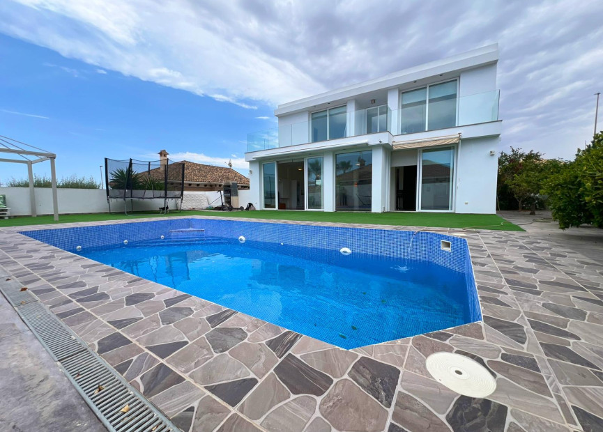 Herverkoop - 4. House - Detached Villa - La Marina - Rojales