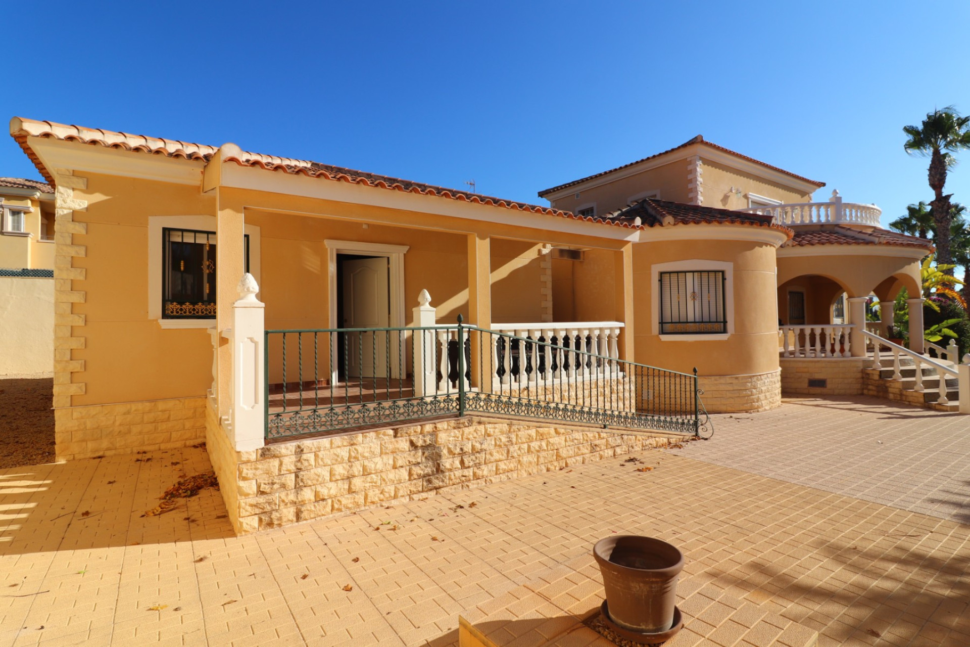 Herverkoop - 4. House - Detached Villa - La Marina - Rojales