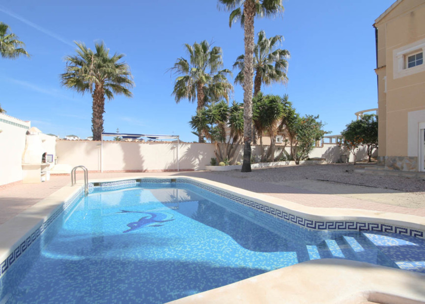 Herverkoop - 4. House - Detached Villa - La Zenia - Orihuela Costa