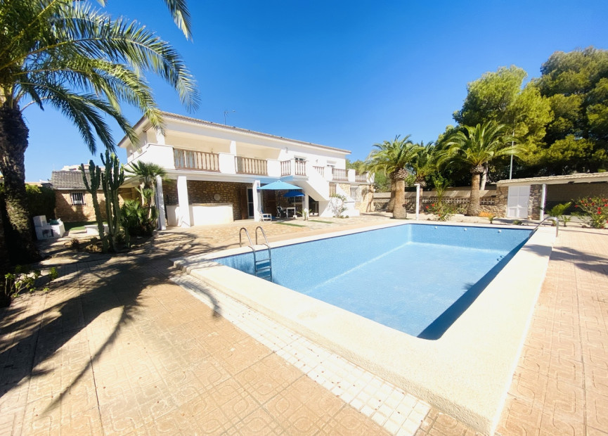 Herverkoop - 4. House - Detached Villa - La Zenia - Orihuela Costa