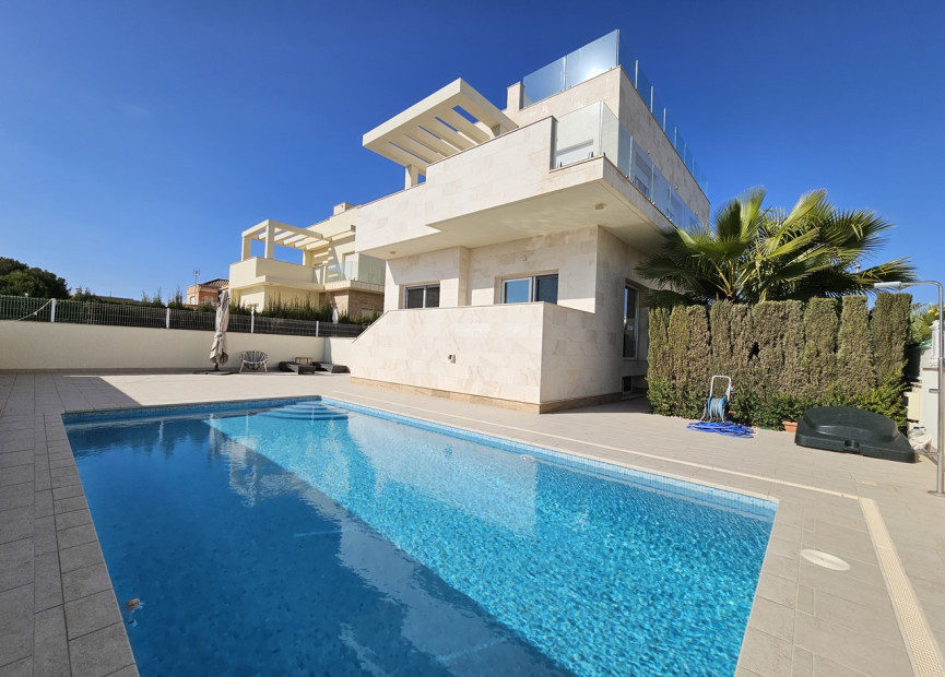 Herverkoop - 4. House - Detached Villa - La Zenia - Orihuela Costa