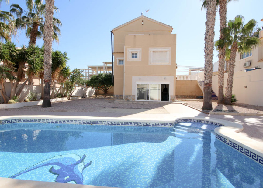 Herverkoop - 4. House - Detached Villa - La Zenia - Orihuela Costa