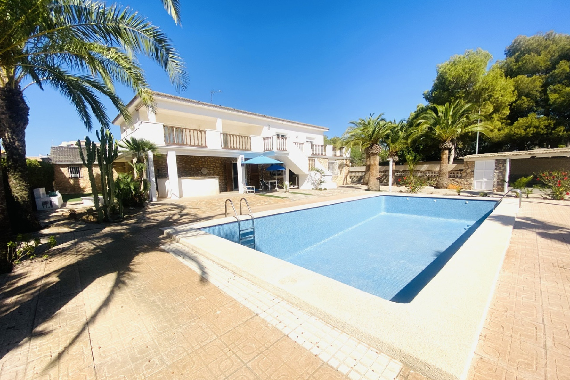 Herverkoop - 4. House - Detached Villa - La Zenia - Orihuela Costa