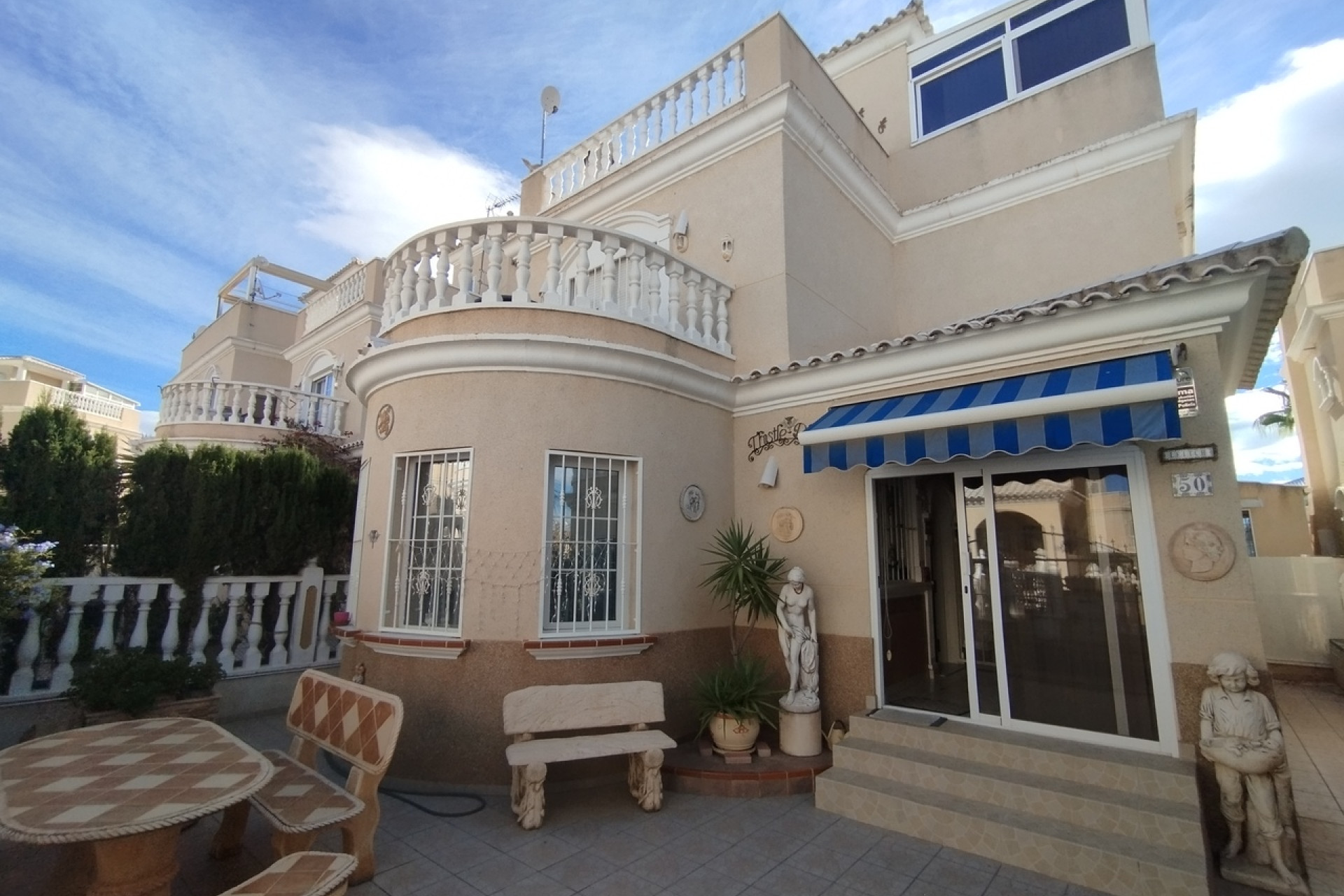 Herverkoop - 4. House - Detached Villa - Los Altos - Orihuela Costa