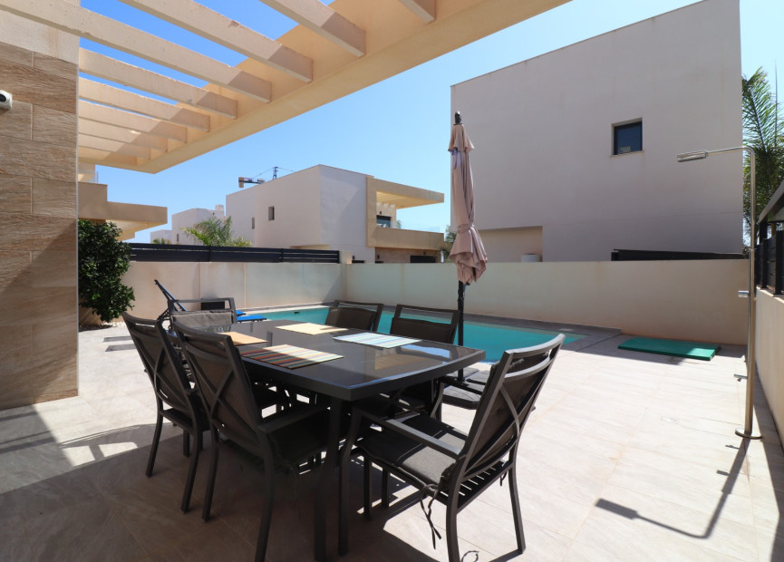 Herverkoop - 4. House - Detached Villa - Los Montesinos - Rojales