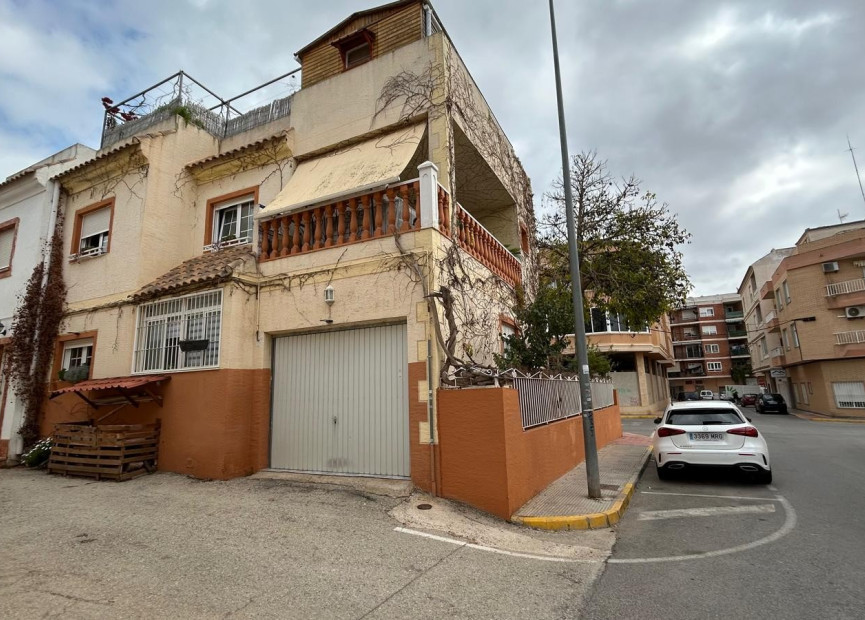 Herverkoop - 4. House - Detached Villa - Los Montesinos - Torrevieja