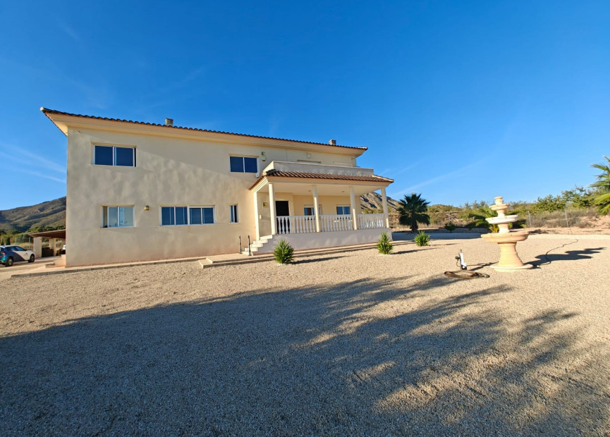 Herverkoop - 4. House - Detached Villa - Macisvenda - Pinoso