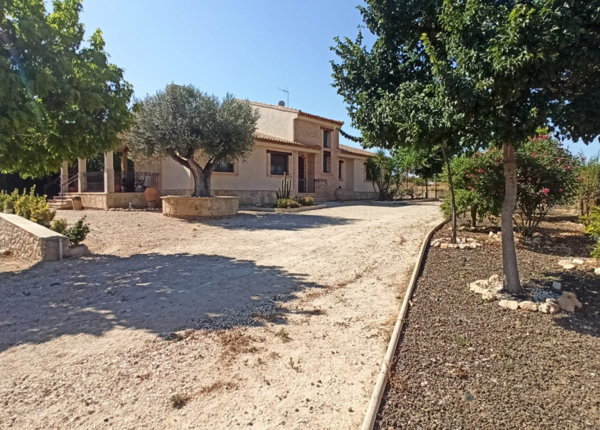 Herverkoop - 4. House - Detached Villa - Matanza de Santomera - Pinoso