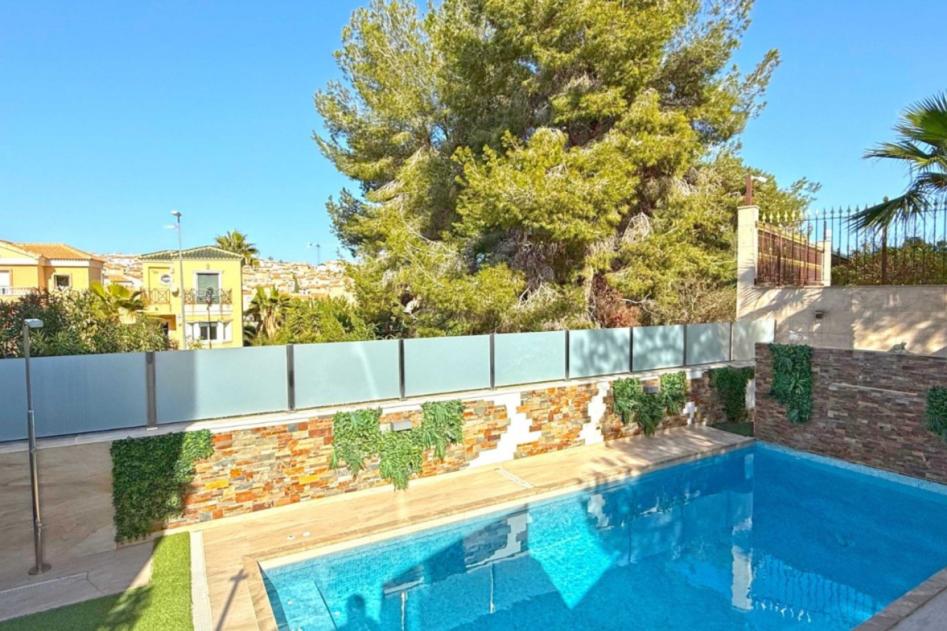 Herverkoop - 4. House - Detached Villa - Orihuela Costa