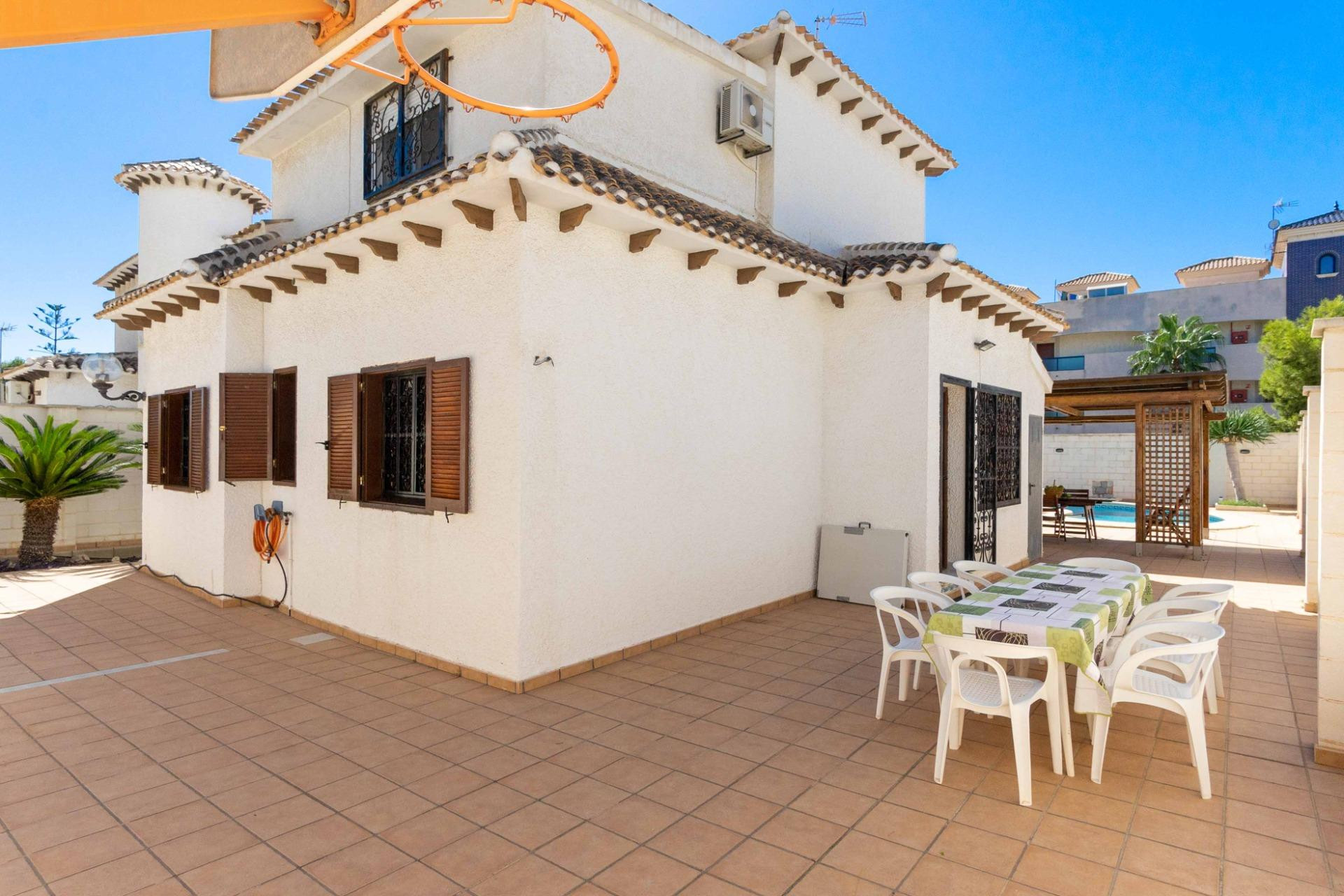 Herverkoop - 4. House - Detached Villa - Orihuela Costa