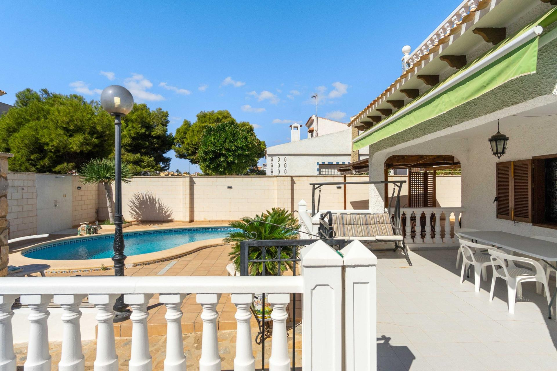 Herverkoop - 4. House - Detached Villa - Orihuela Costa