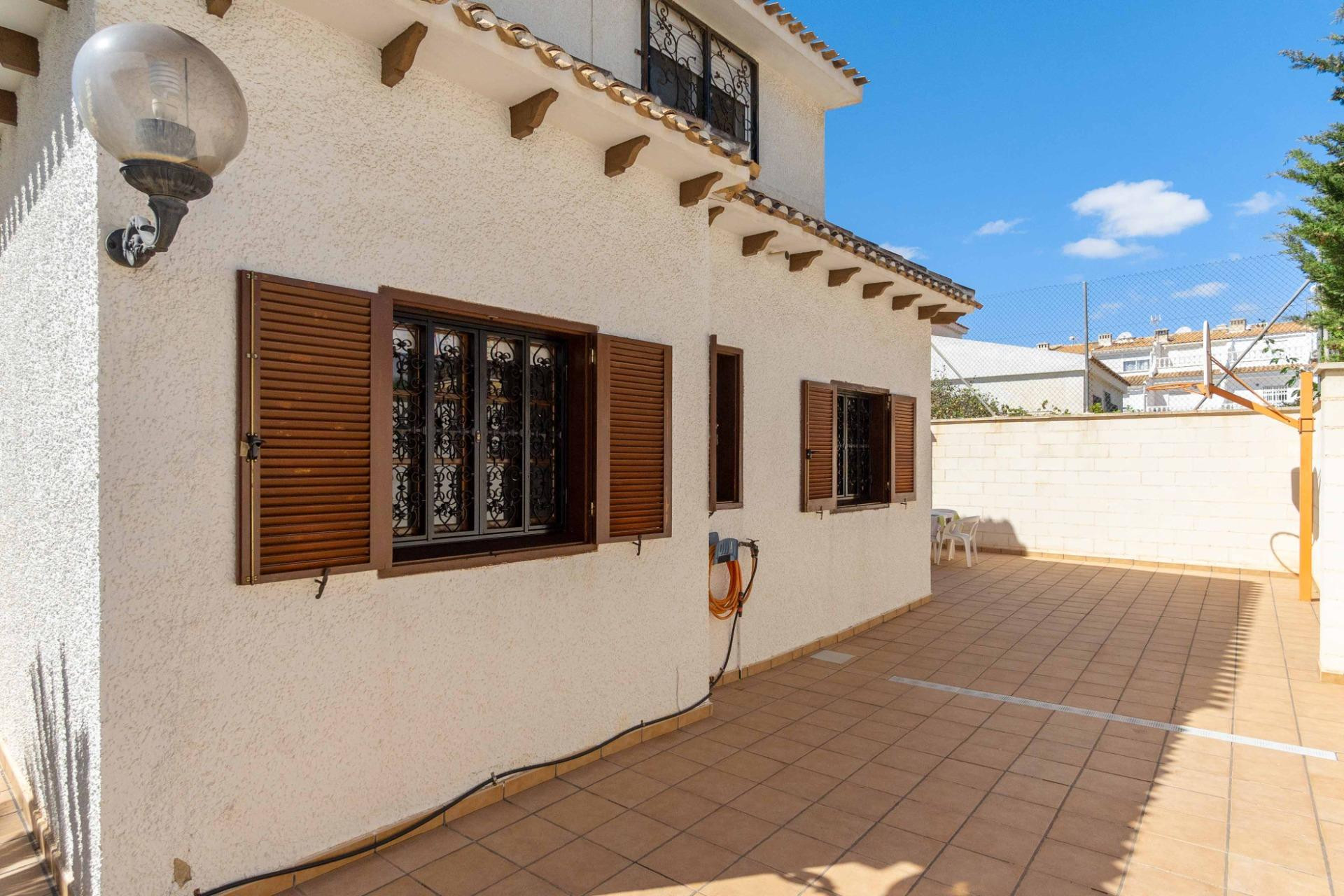 Herverkoop - 4. House - Detached Villa - Orihuela Costa