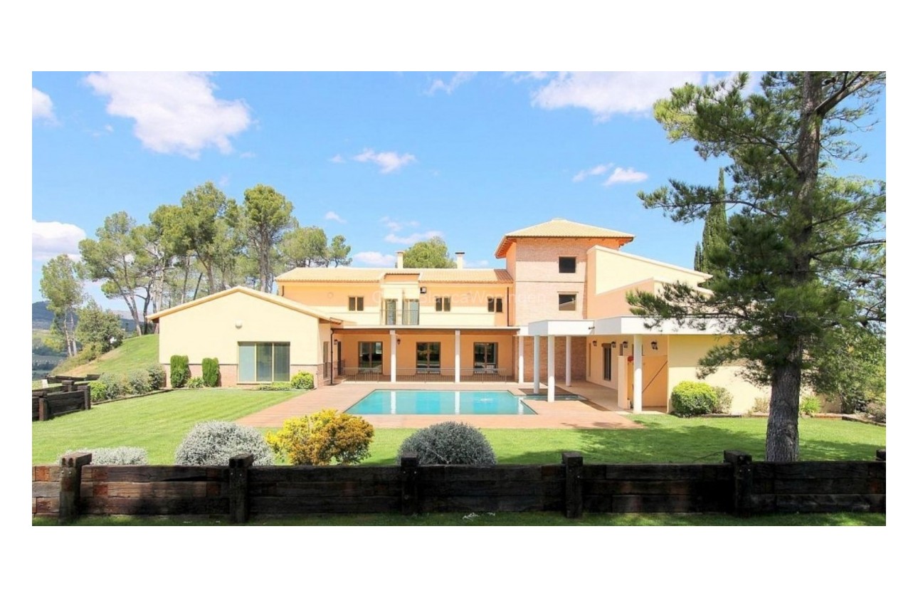 Herverkoop - 4. House - Detached Villa - Penàguila - Alcoy