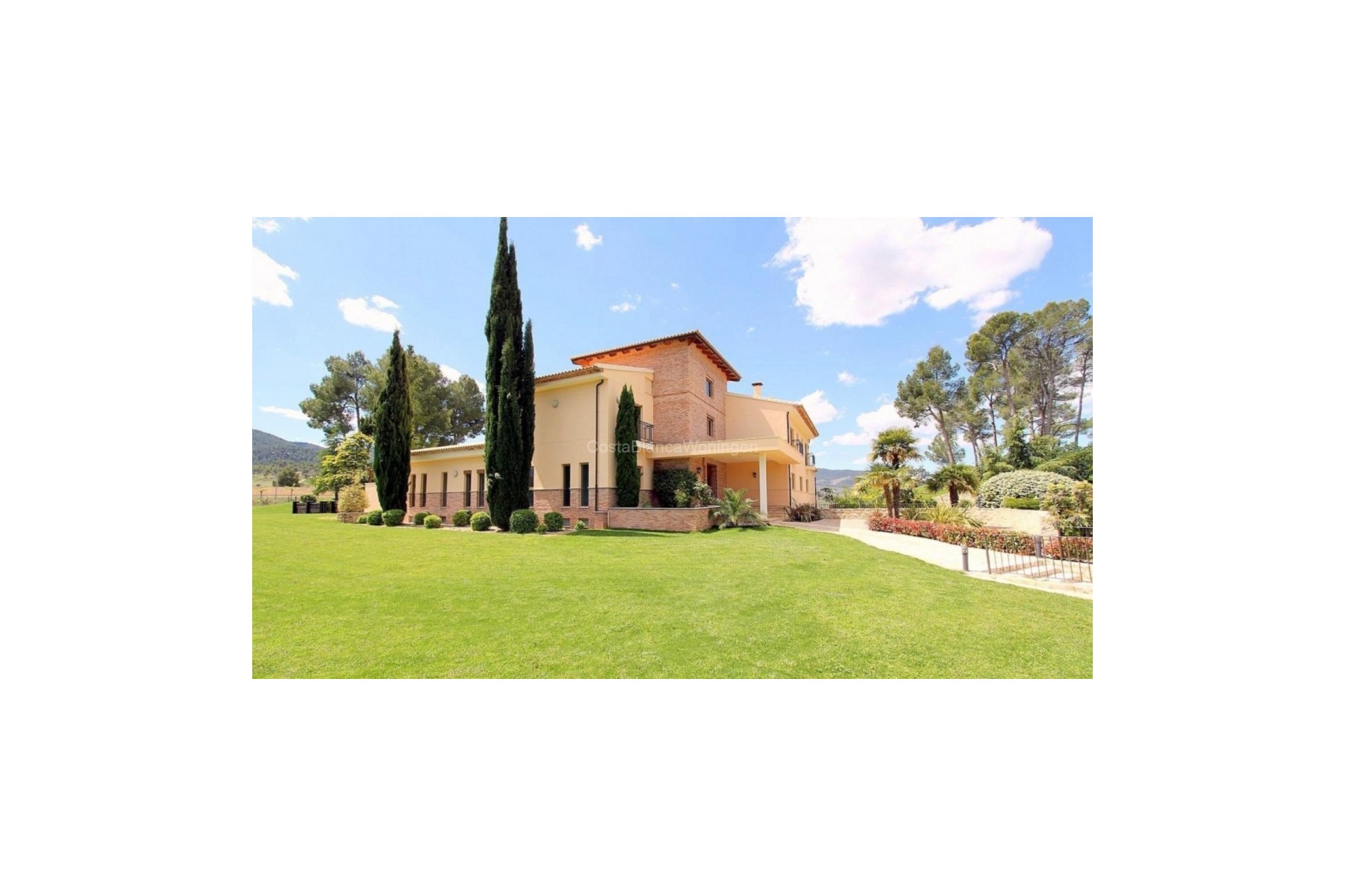 Herverkoop - 4. House - Detached Villa - Penàguila - Alcoy