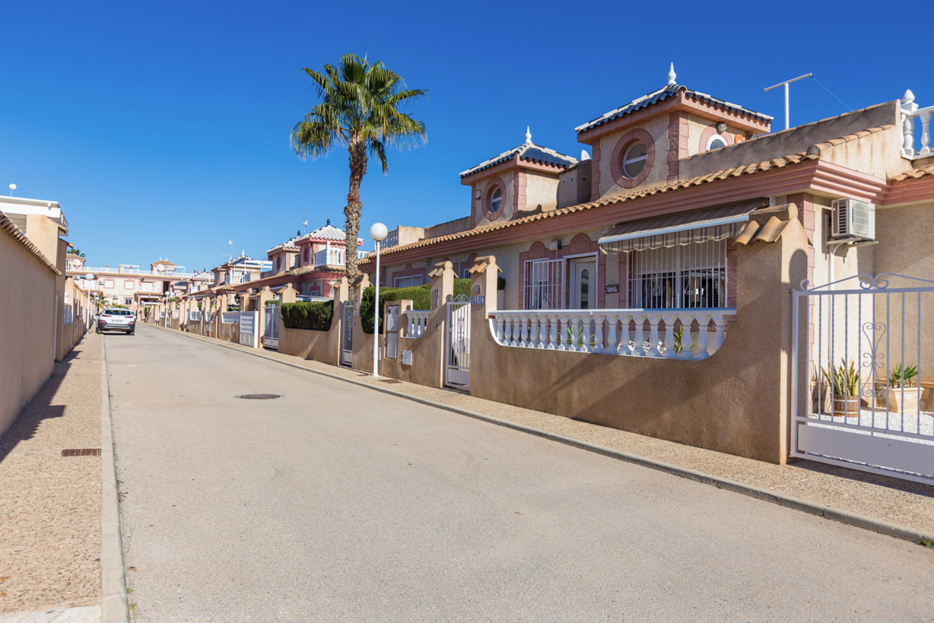 Herverkoop - 4. House - Detached Villa - Playa Flamenca - Orihuela Costa